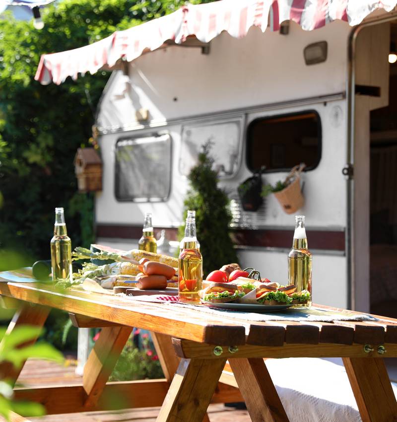 Kochen unterwegs: einfache, schmackhafte Campingrezepte mit Pomìto-Touch