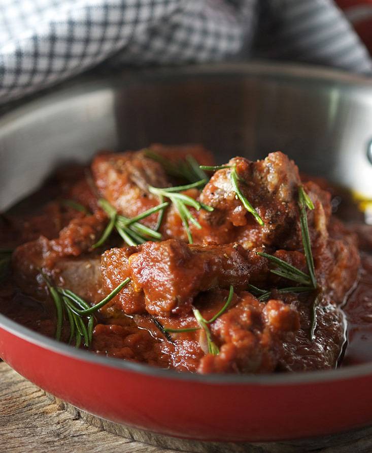 Geschmorte Lammrippen