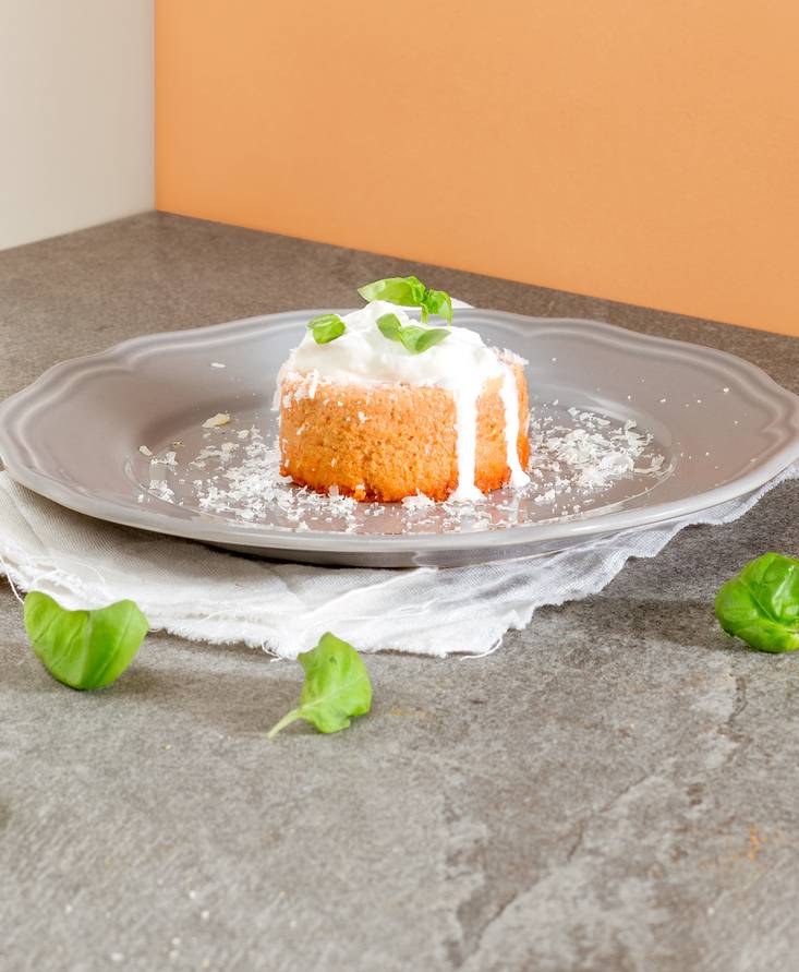 Flan mit Tomatensauce