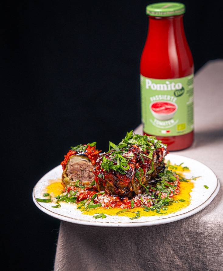 Kohlrouladen in Tomatensauce